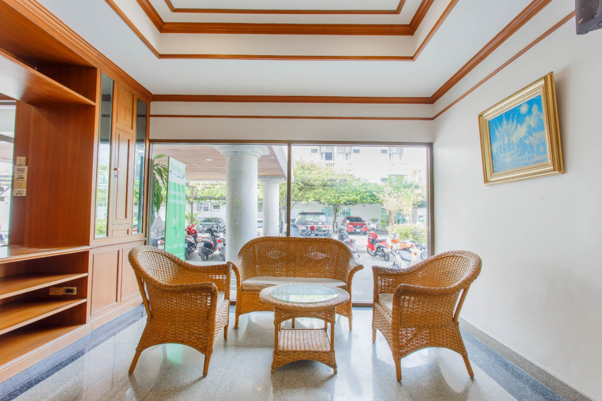 Condo · Wang Thonglang, bangkok — photo 3