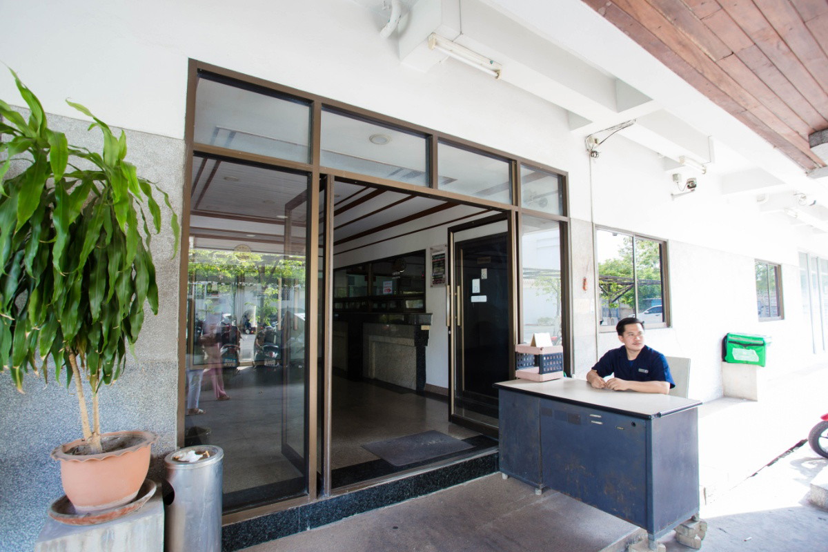 Condo · Wang Thonglang, bangkok — photo 4