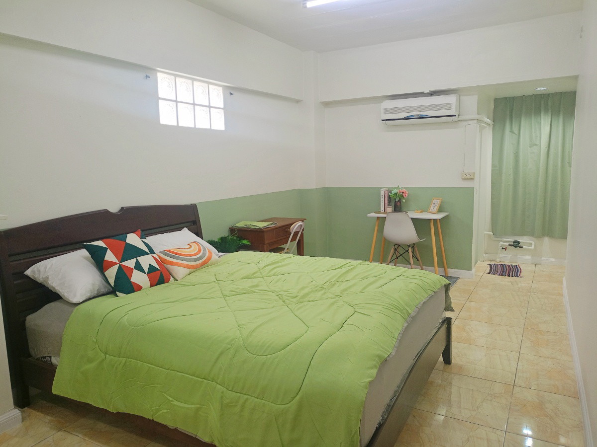 Condo · Thon Buri, bangkok