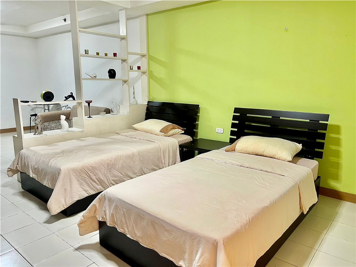 Condo — photo 3