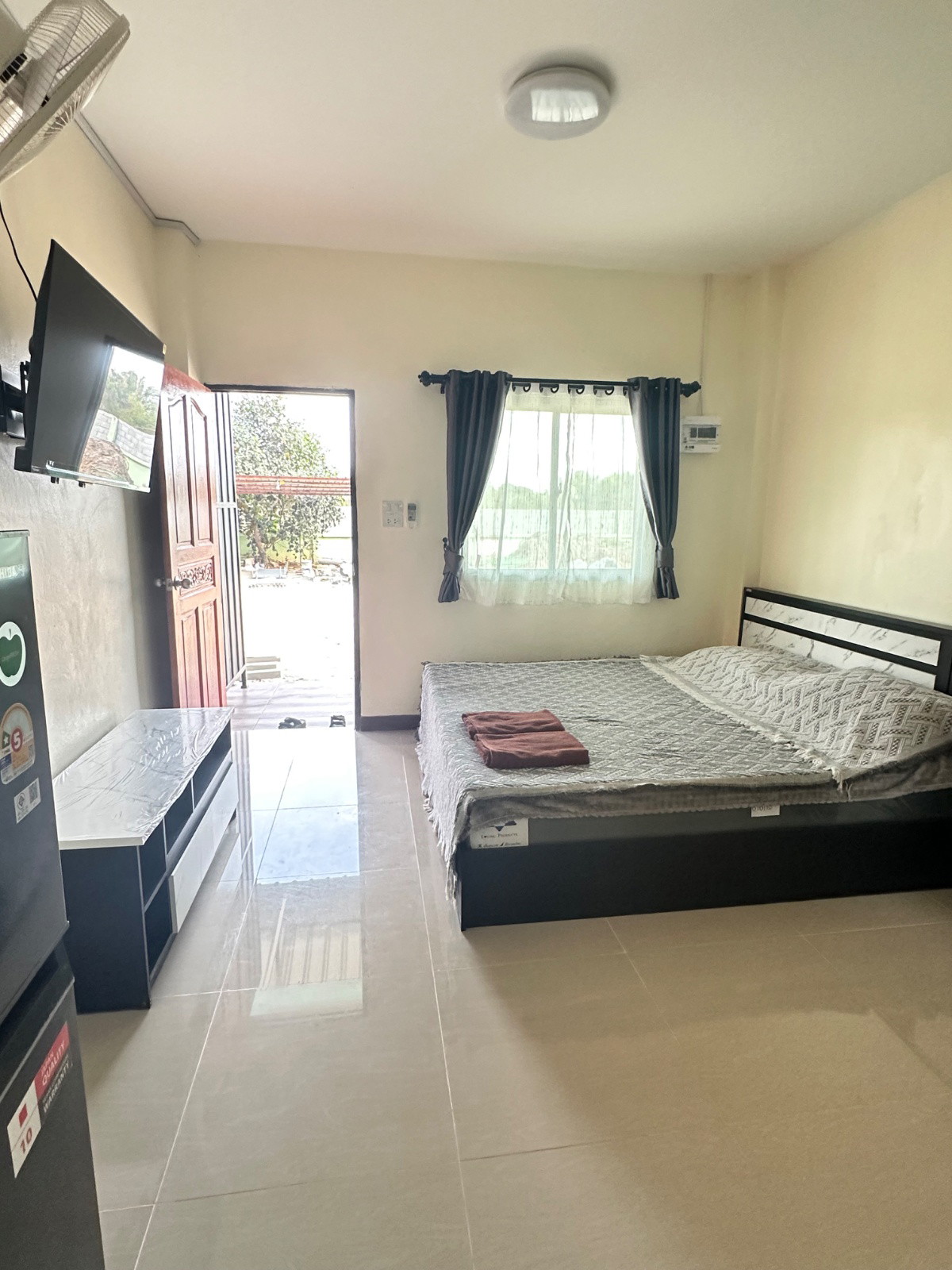 Condo — photo 3