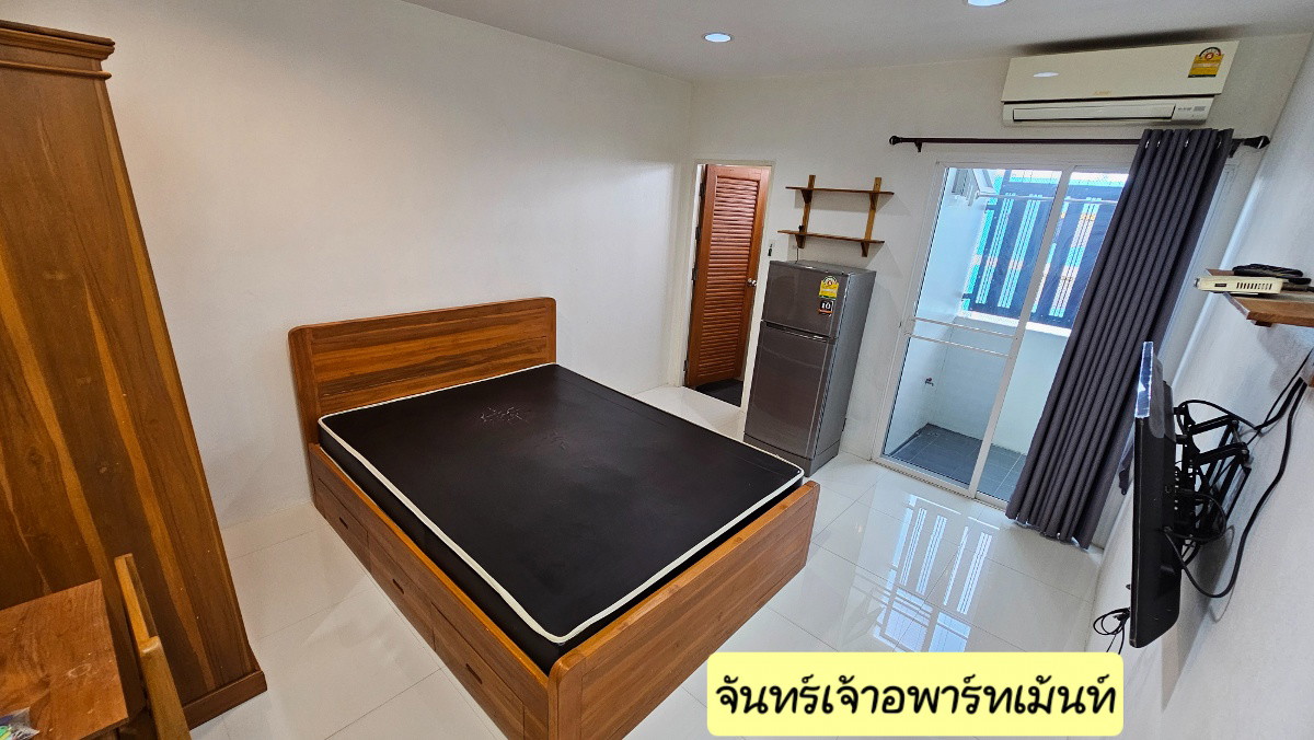 Condo · Bangkok Noi, bangkok — photo 3