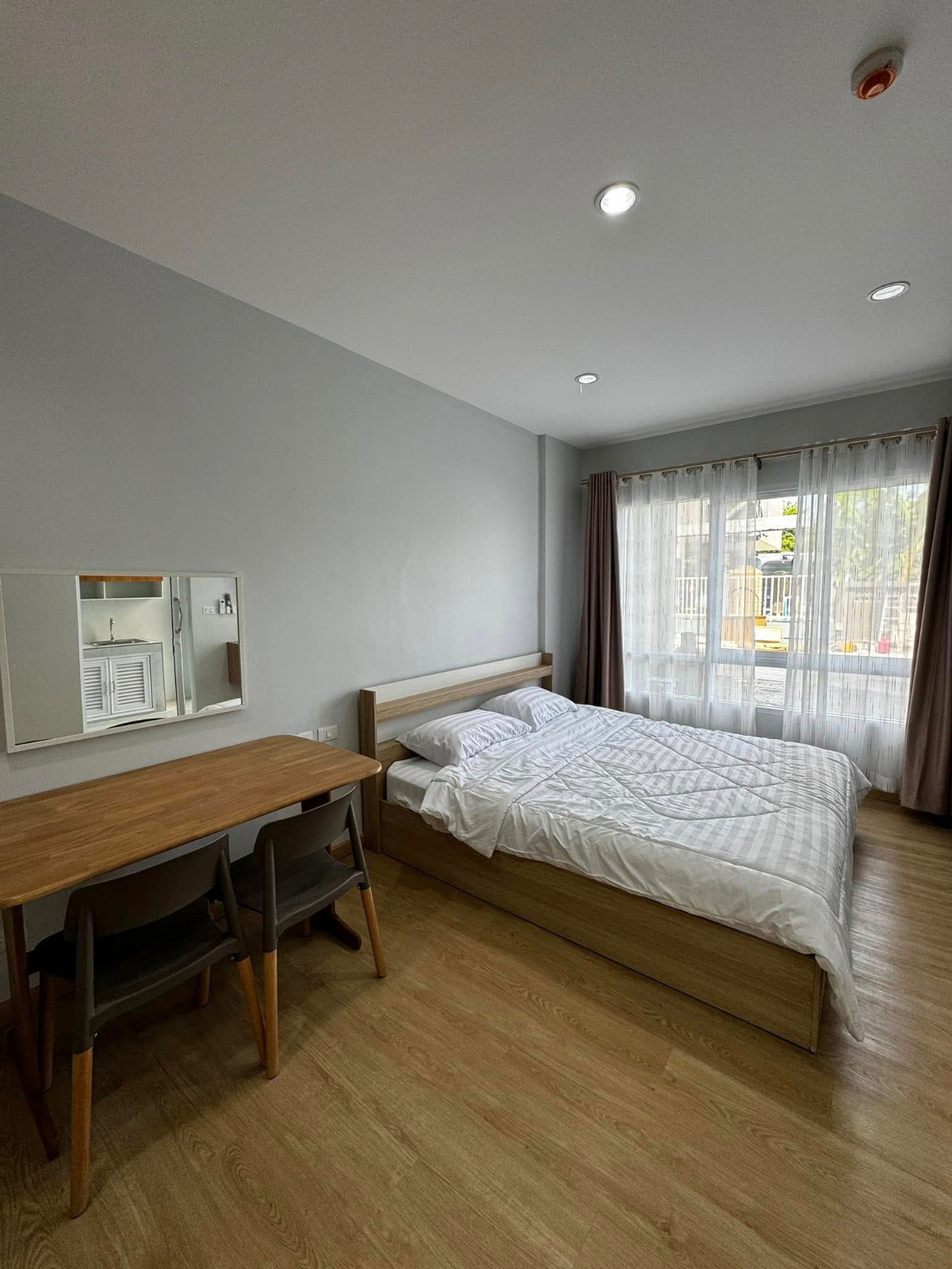 Condo — photo 3
