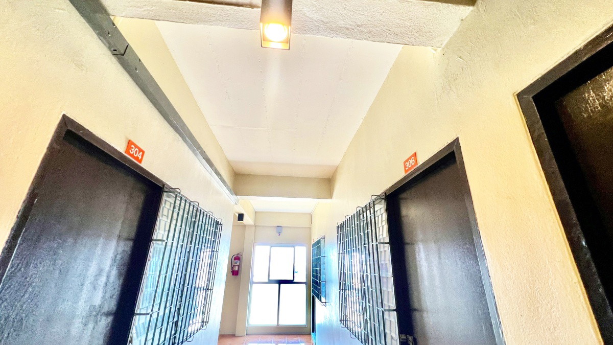 Condo — photo 3