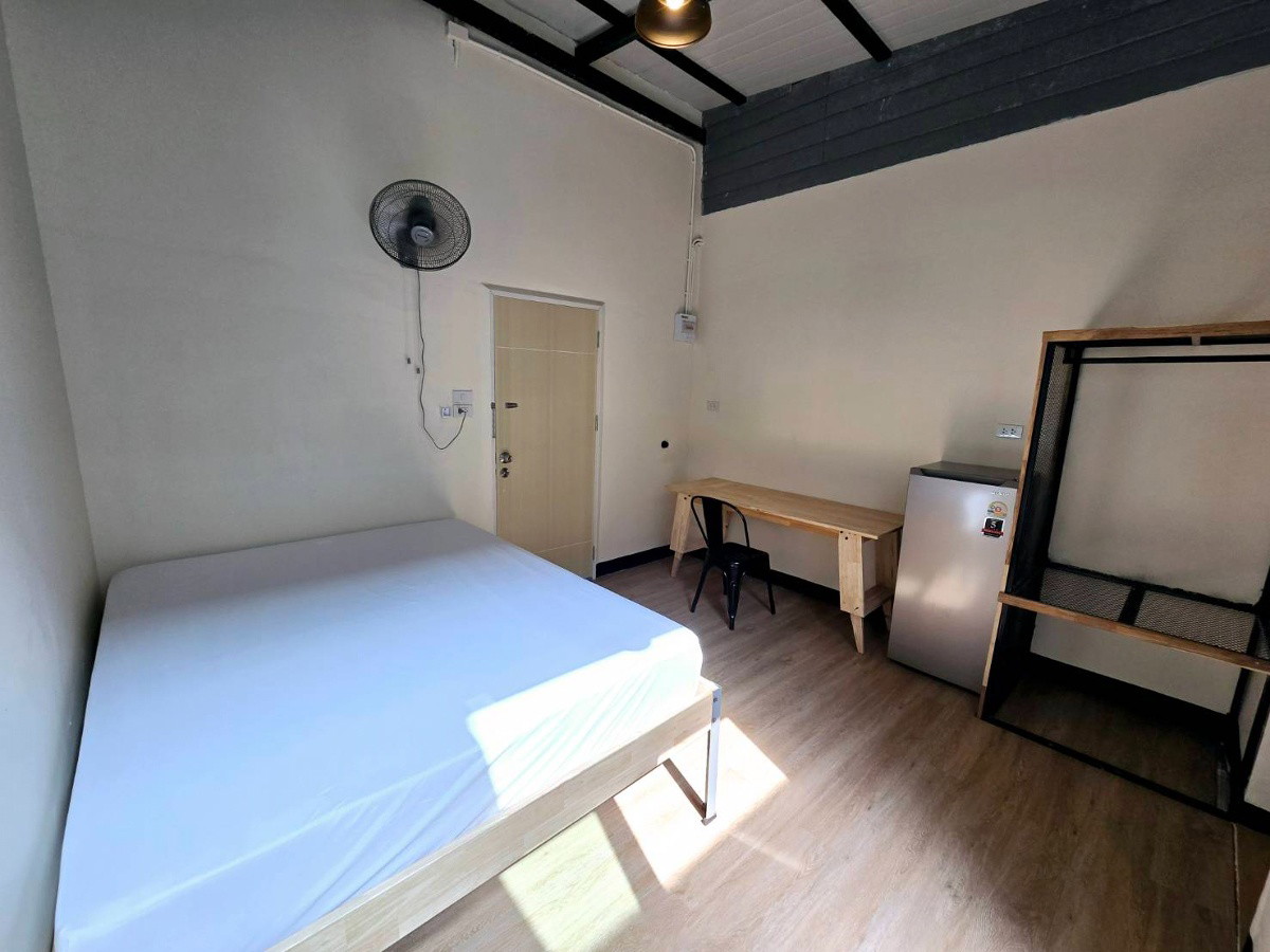 Condo · Khlong San, bangkok