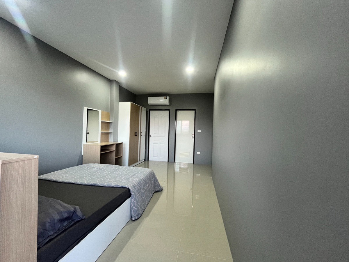 Condo — photo 4