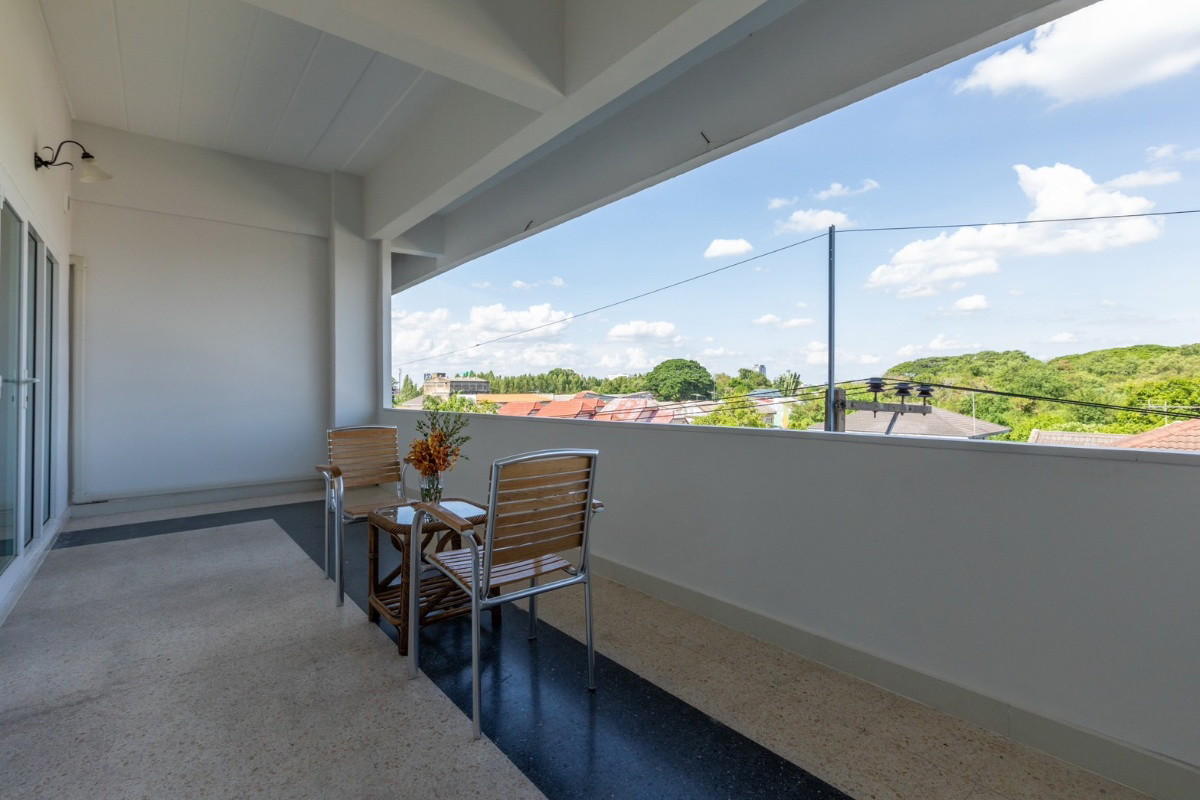 Kameo Residences by Kantary Hotel Korat — photo 3