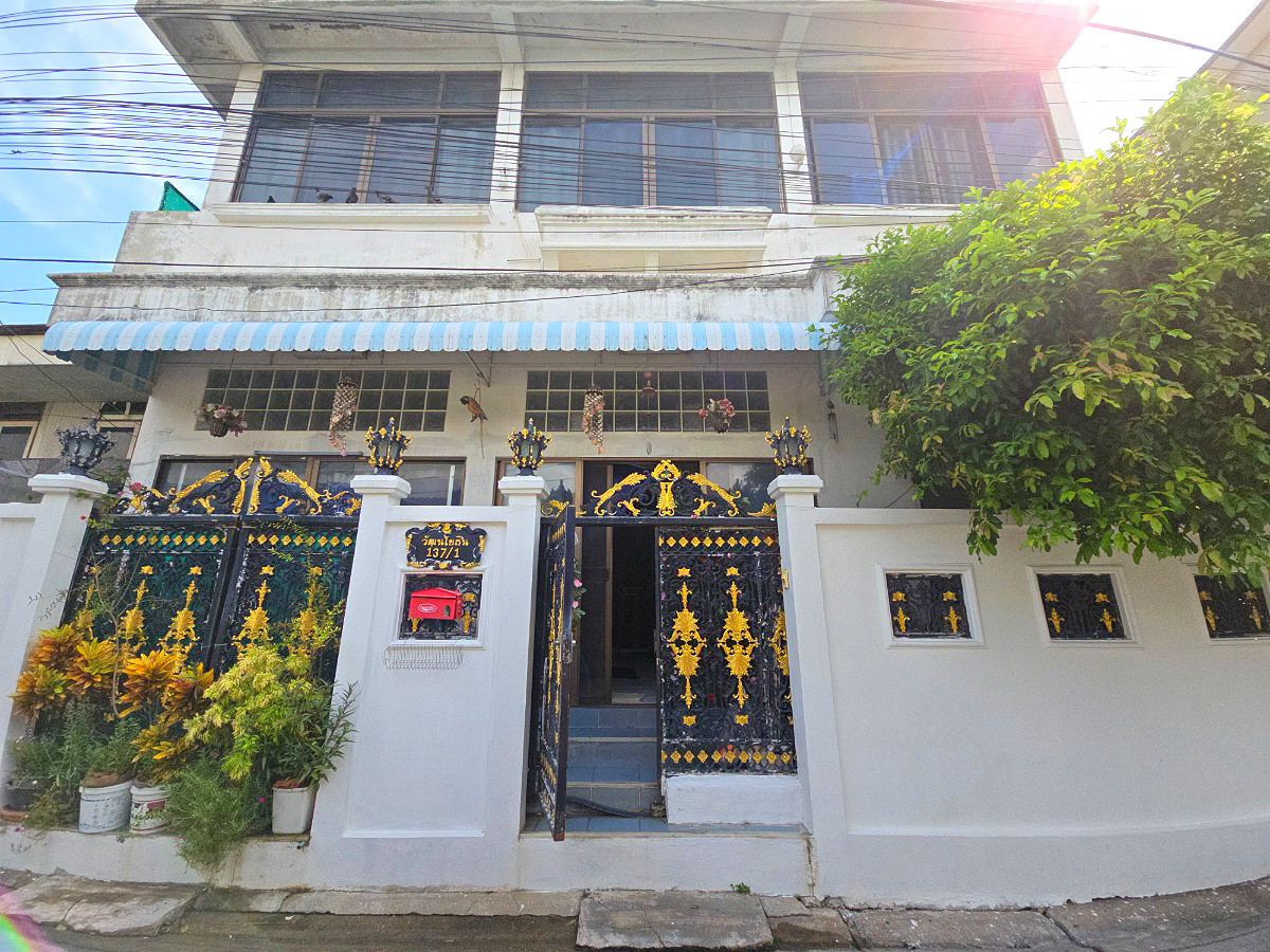 Pictures of Baannamwarn 9/11