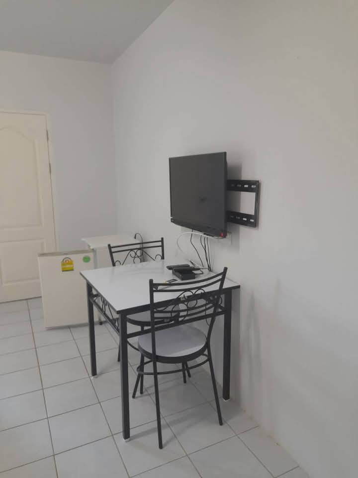 Condo — photo 1