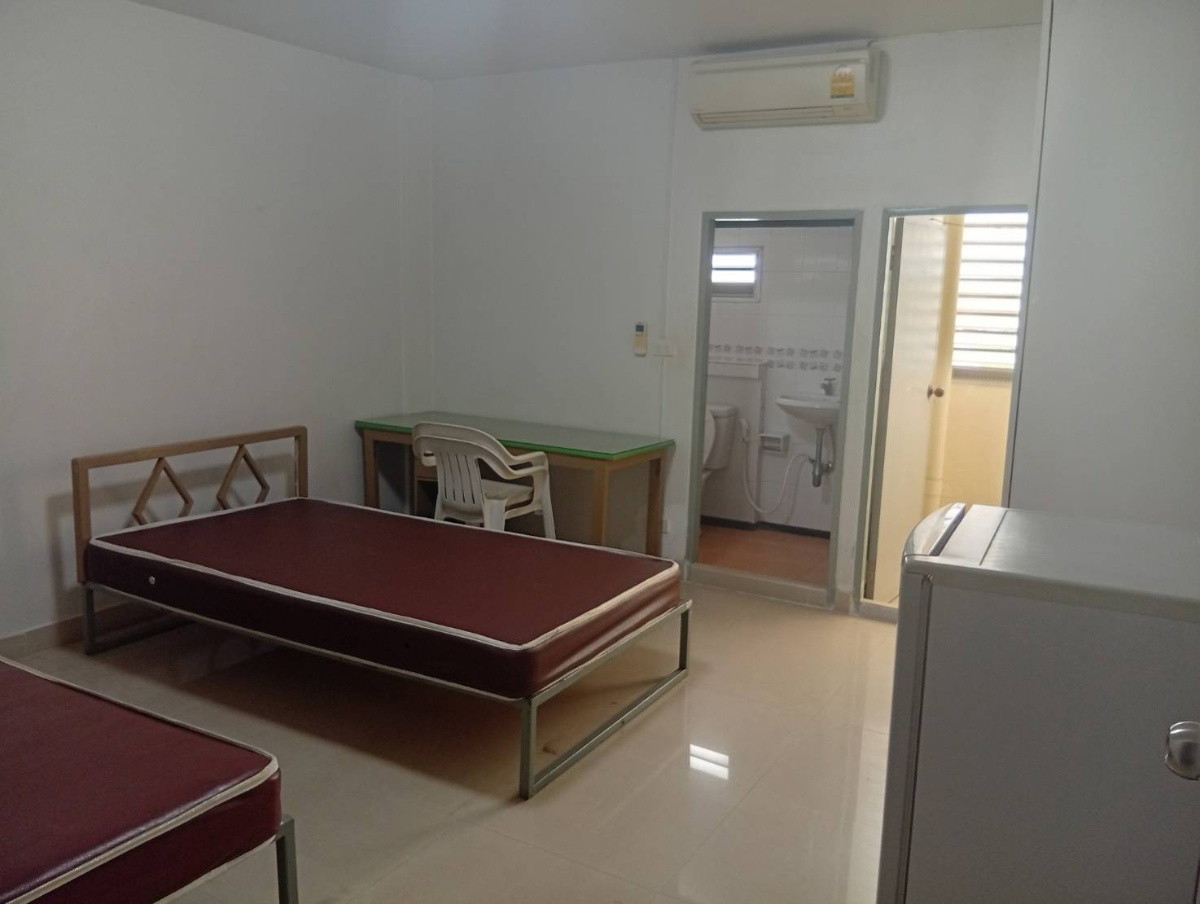 Condo — photo 3