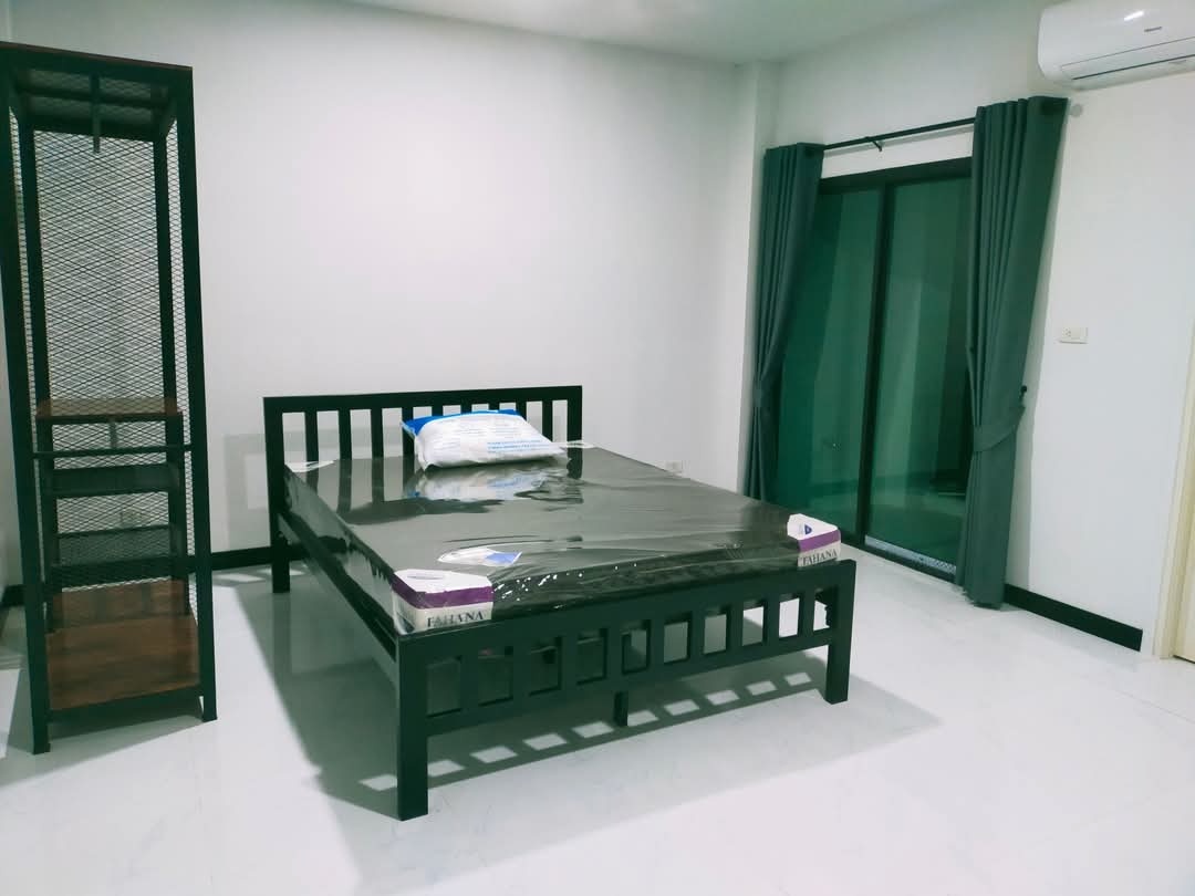 Condo — photo 5