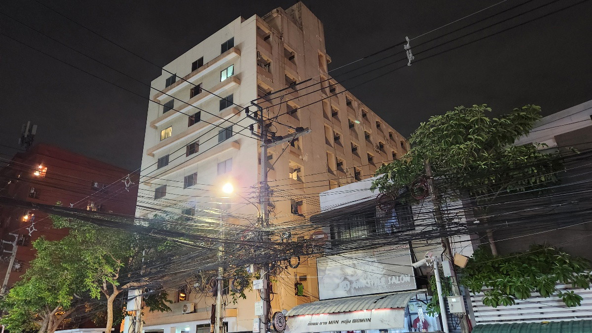 Condo · Bang Kapi, bangkok — photo 5