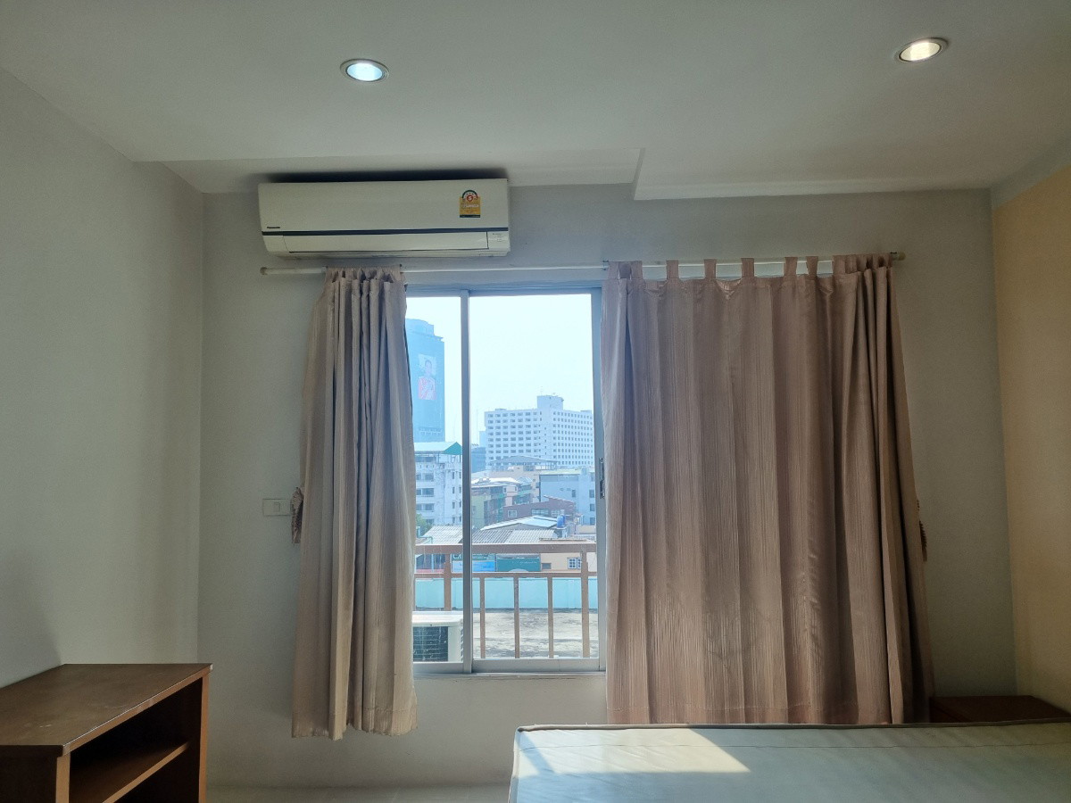 Condo · bangkok — photo 4
