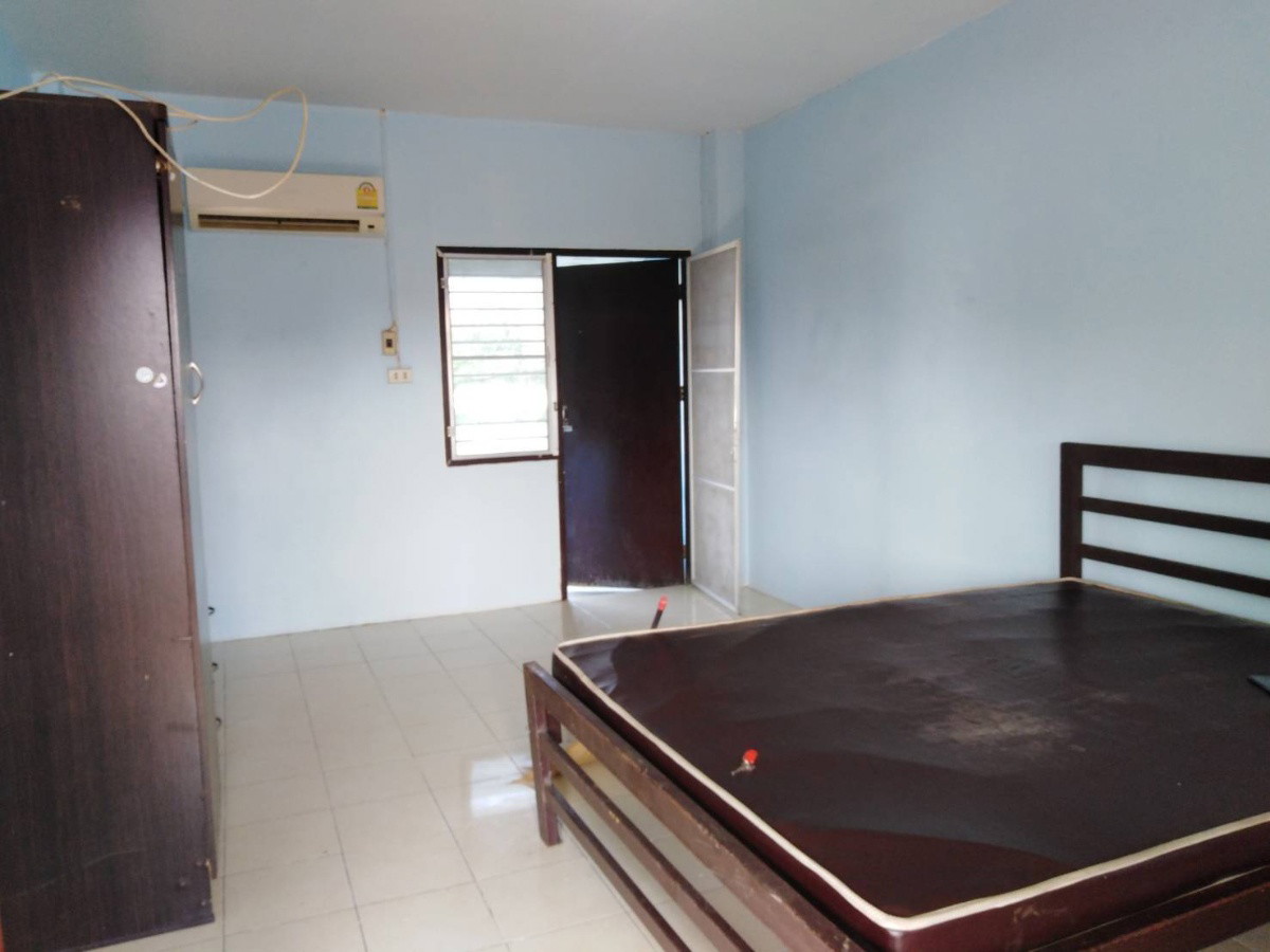 Condo · Nong Khae — photo 2