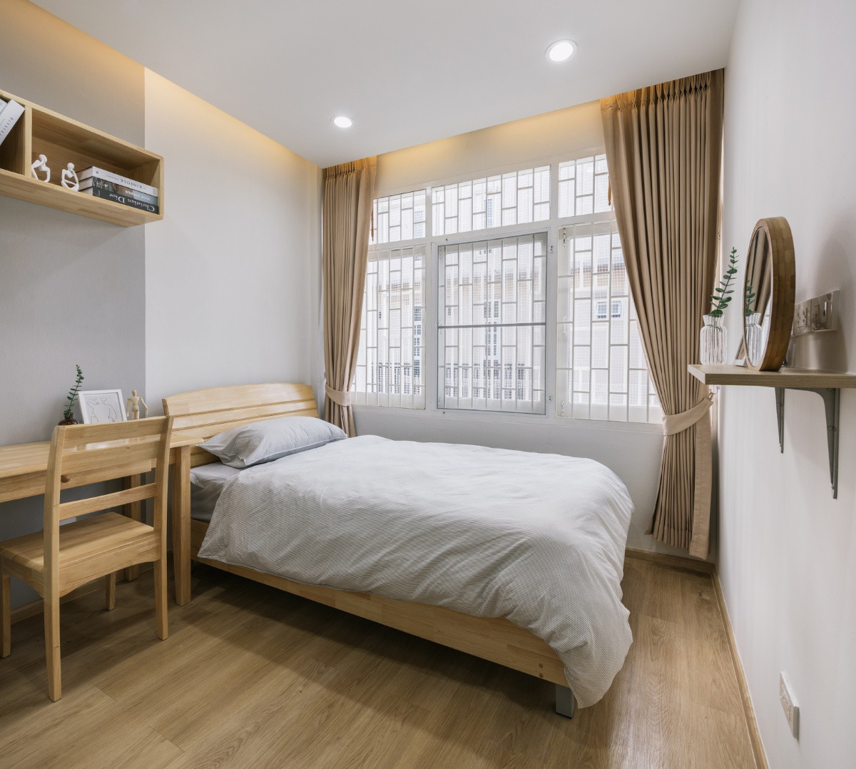 Condo · Bang Rak, bangkok — photo 1