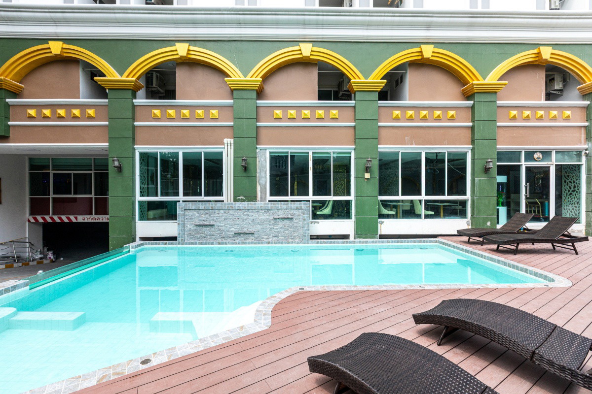 Condo · Huai Khwang, bangkok — photo 4