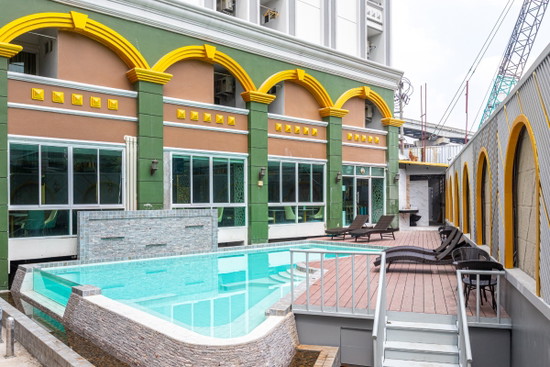 Airbus Hotel At Phawana Station - Apartment for Rent