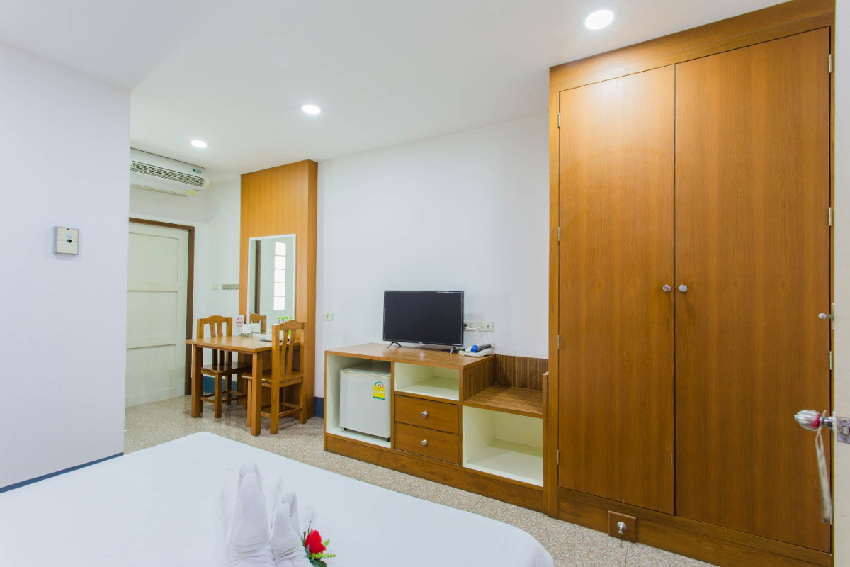 Condo · Wang Thonglang, bangkok — photo 3