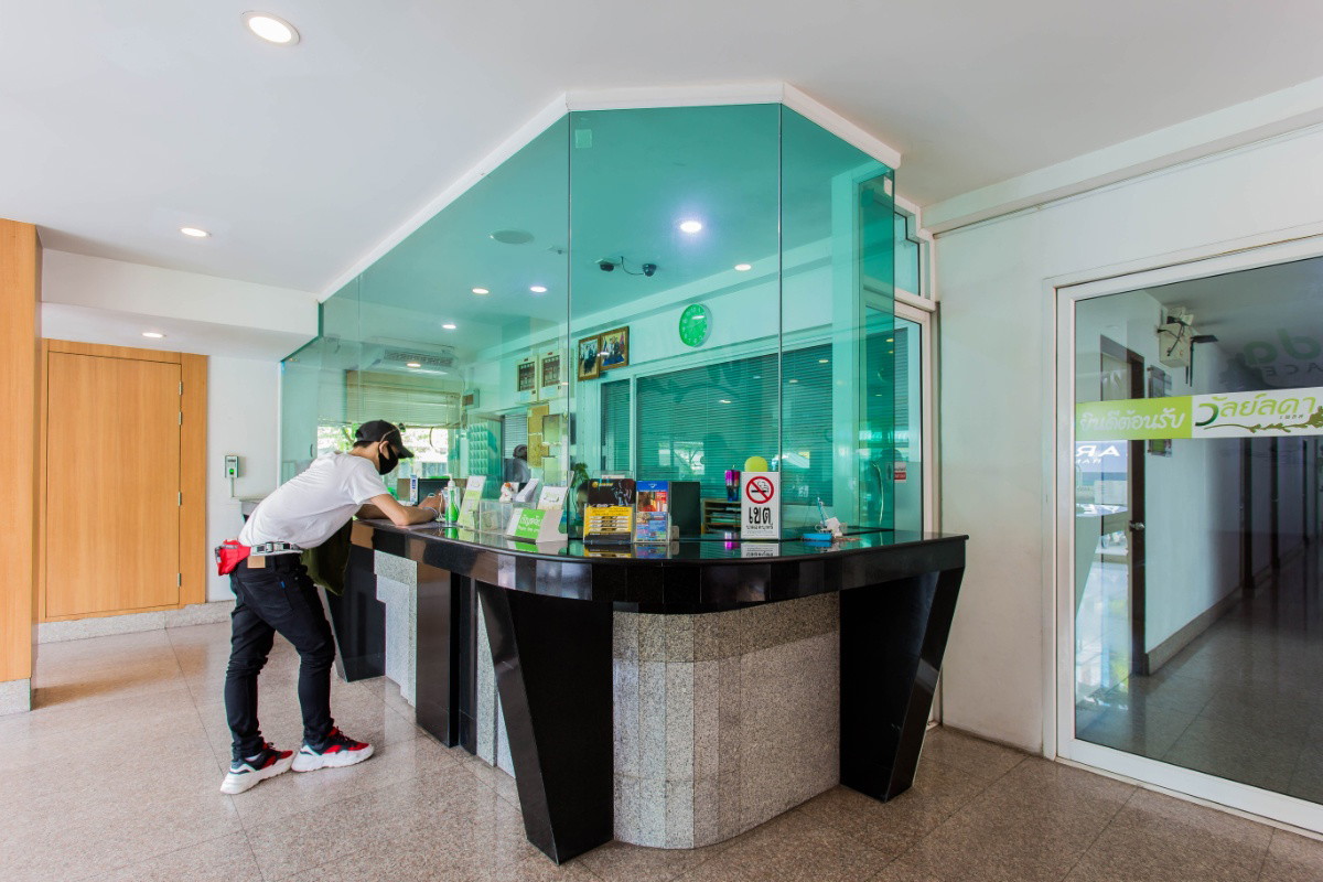 Condo · Wang Thonglang, bangkok — photo 4