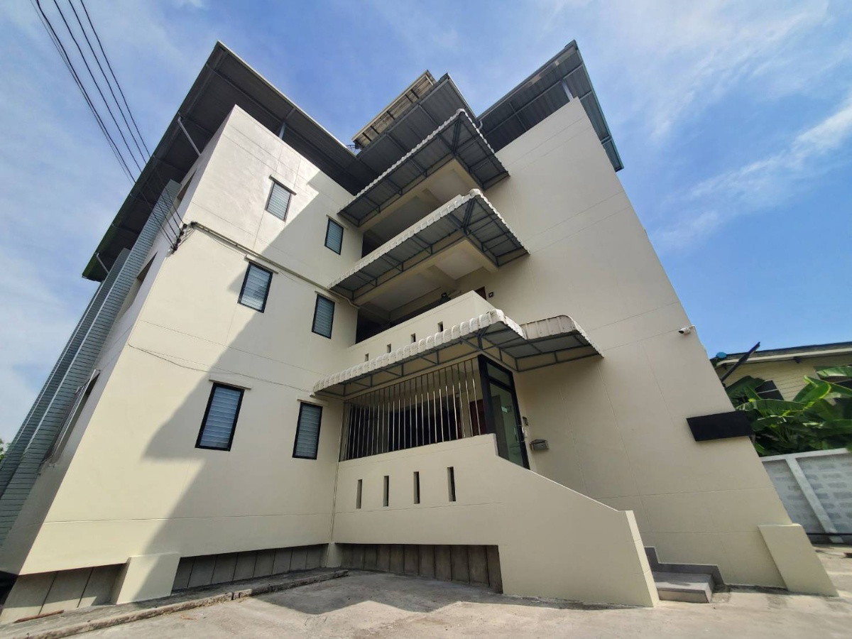 Condo · Saphan Sung, bangkok — photo 5