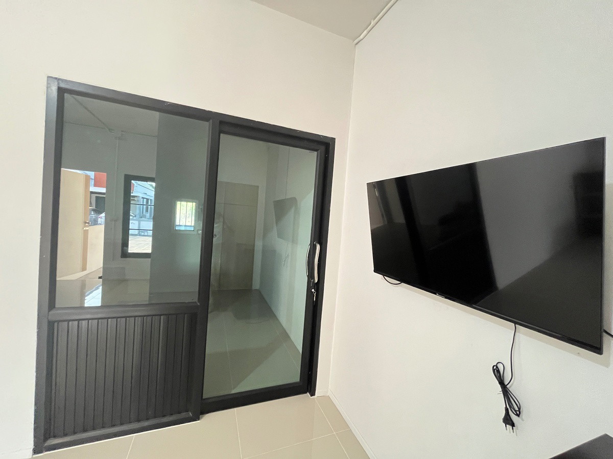 Condo — photo 4