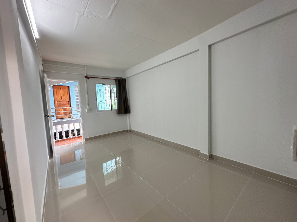 Condo — photo 5