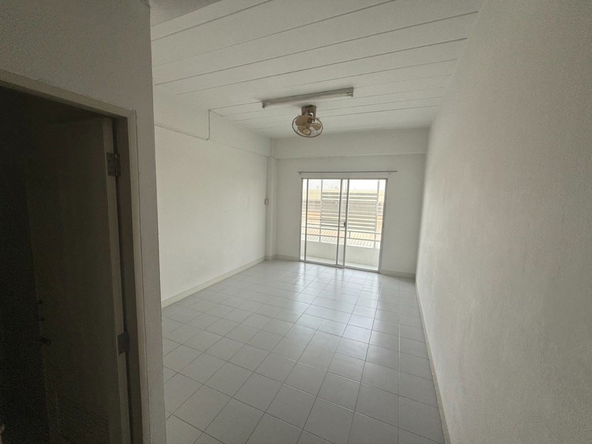 Condo — photo 4