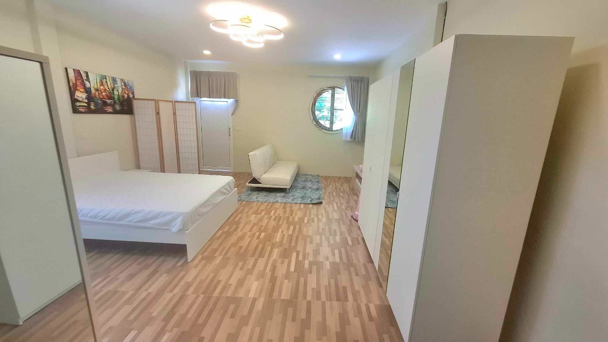 Manciny — photo 2