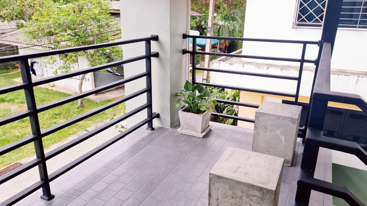 Condo — photo 3
