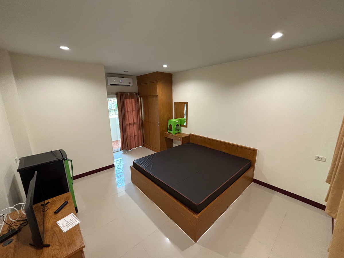 Condo — photo 4