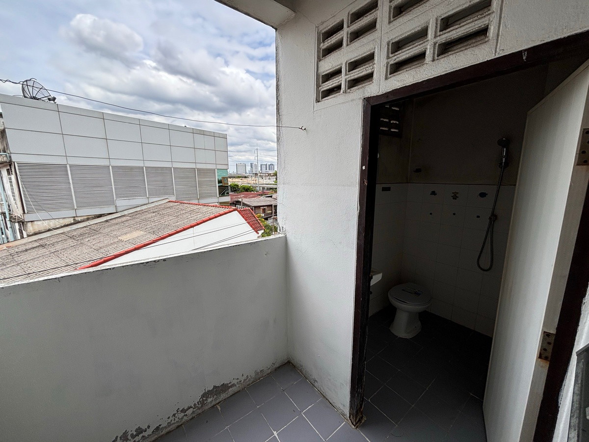 Condo · Bang Sue, bangkok — photo 4