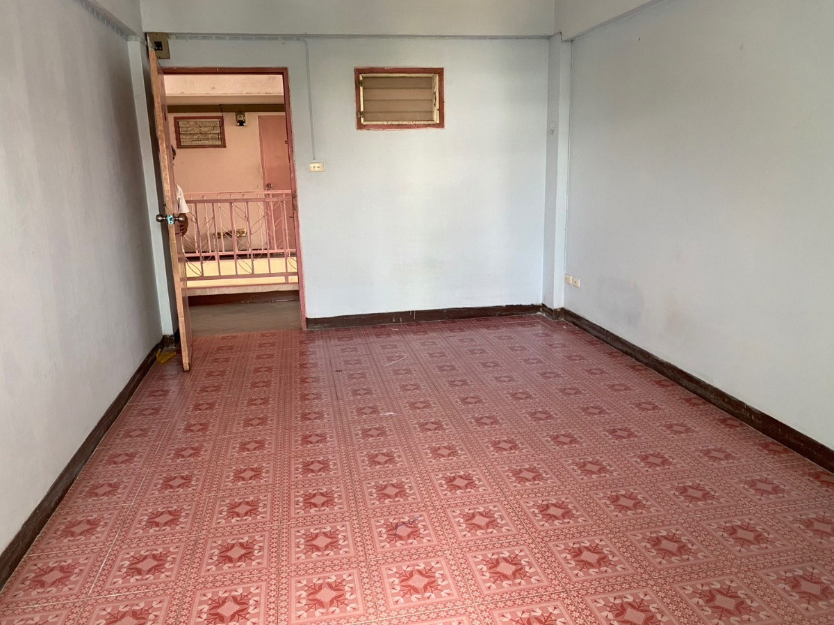 Condo — photo 3