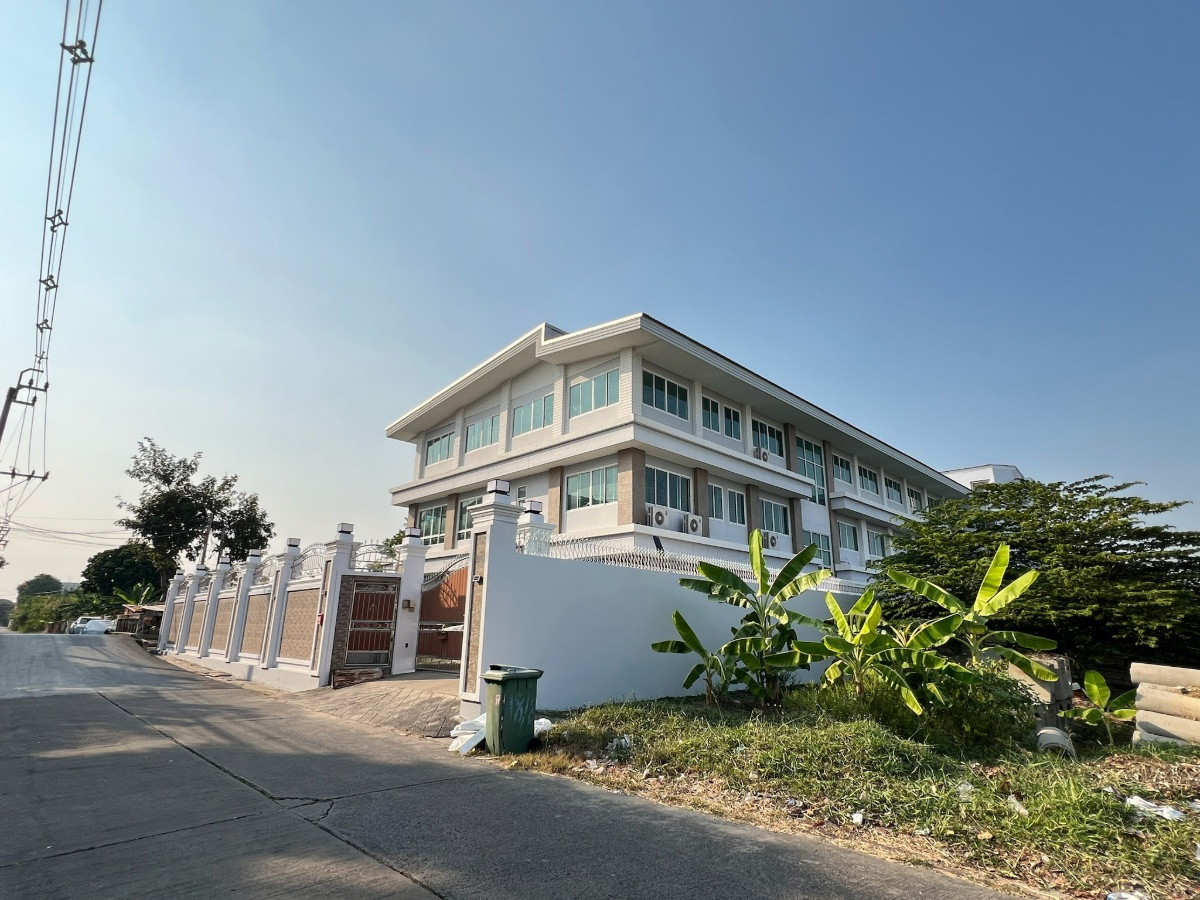 Condo · Phasi Charoen, bangkok — photo 1