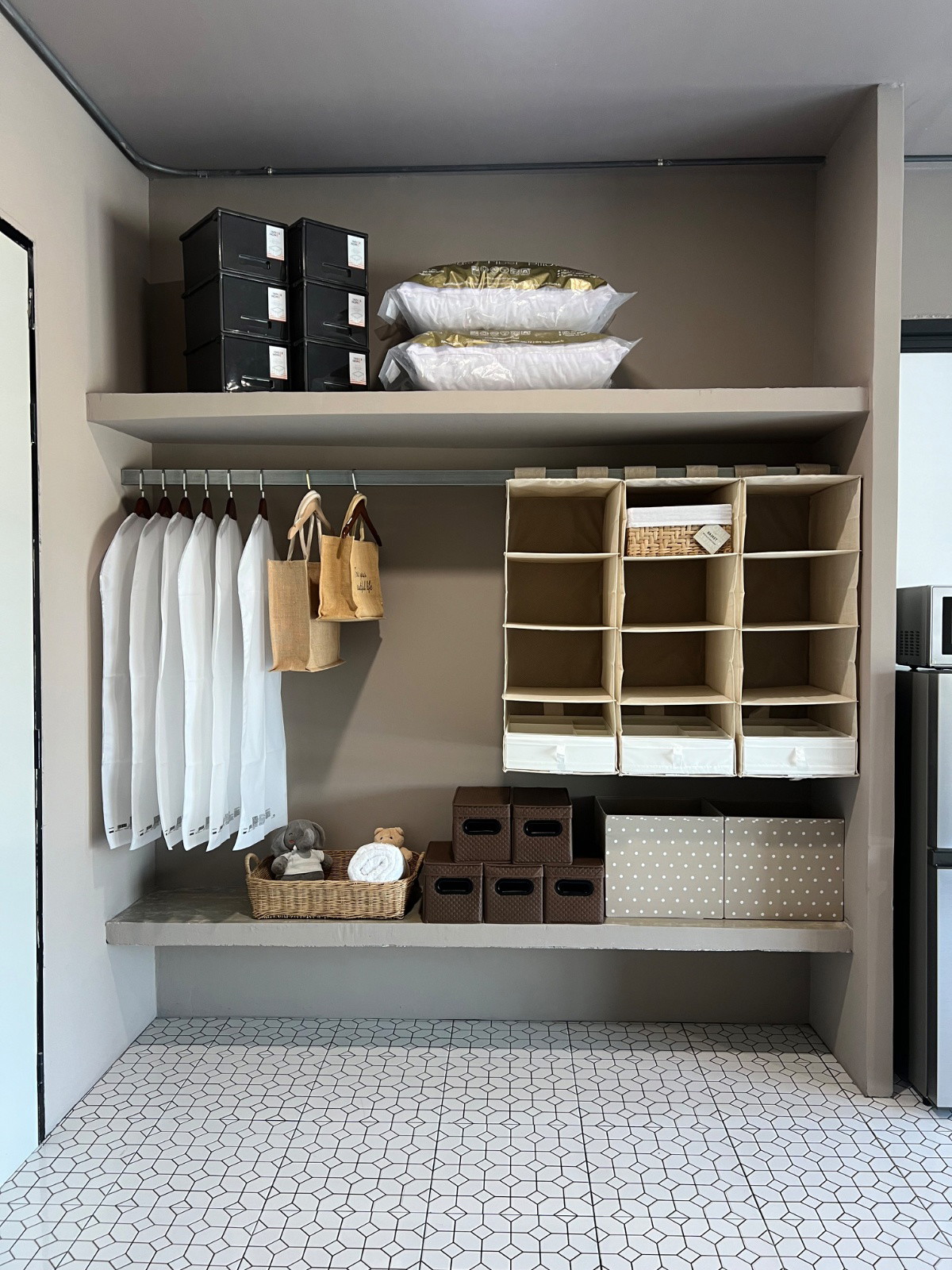 Condo — photo 2