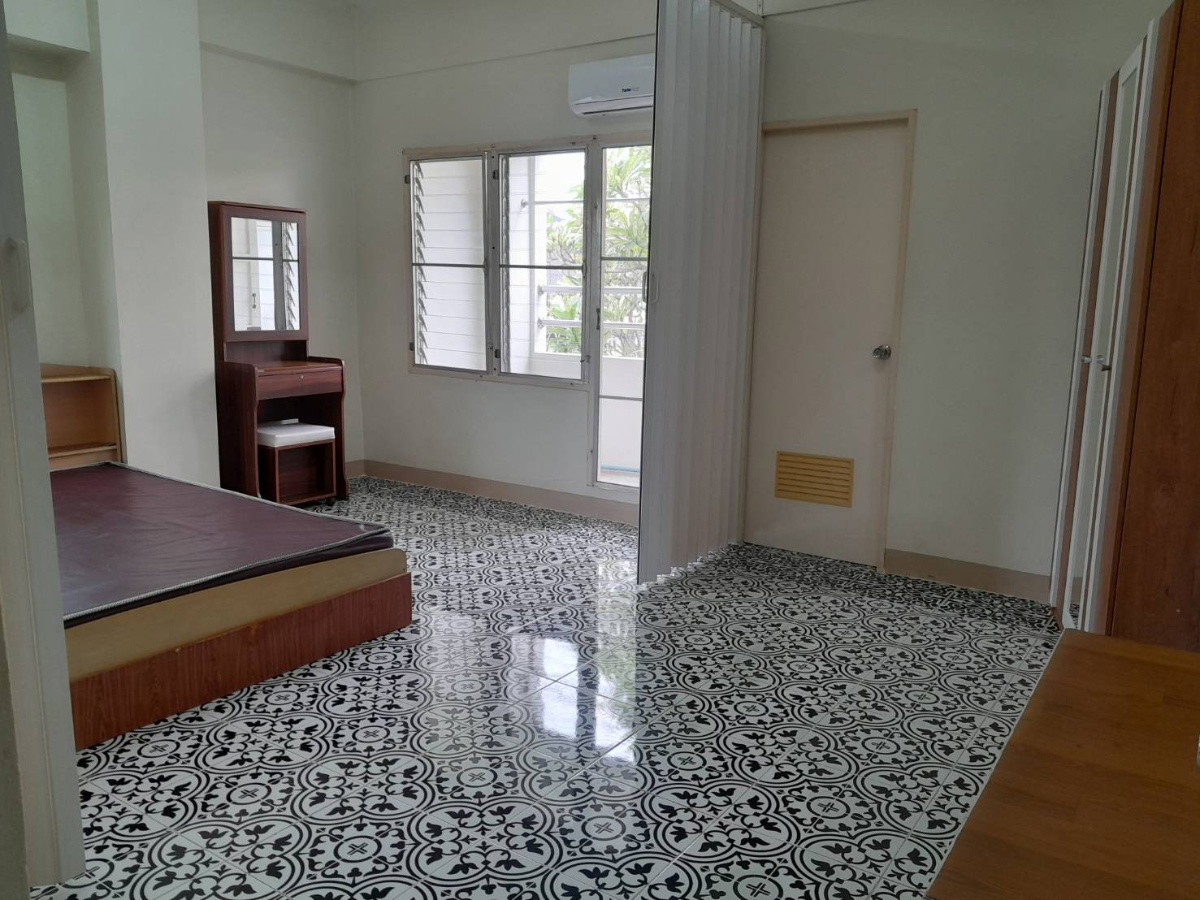 Condo · Mueang Nonthaburi — photo 1