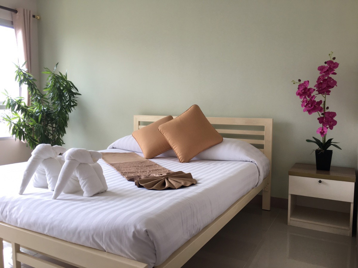 Condo — photo 3