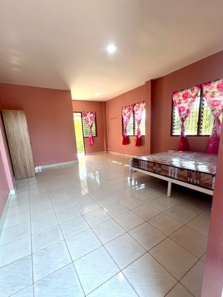 Condo — photo 2