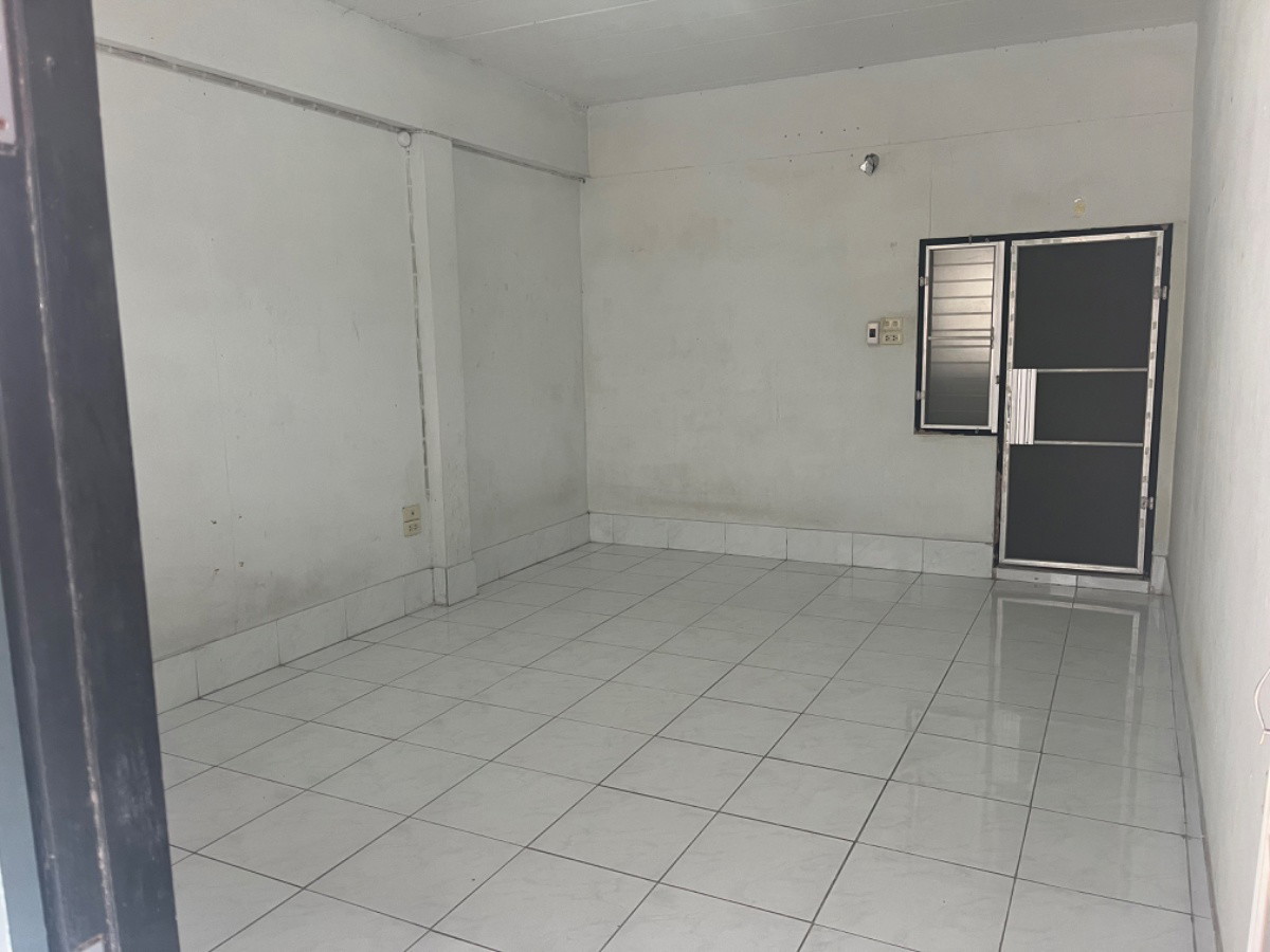 Condo · Mueang Chon Buri, chon_buri — photo 5