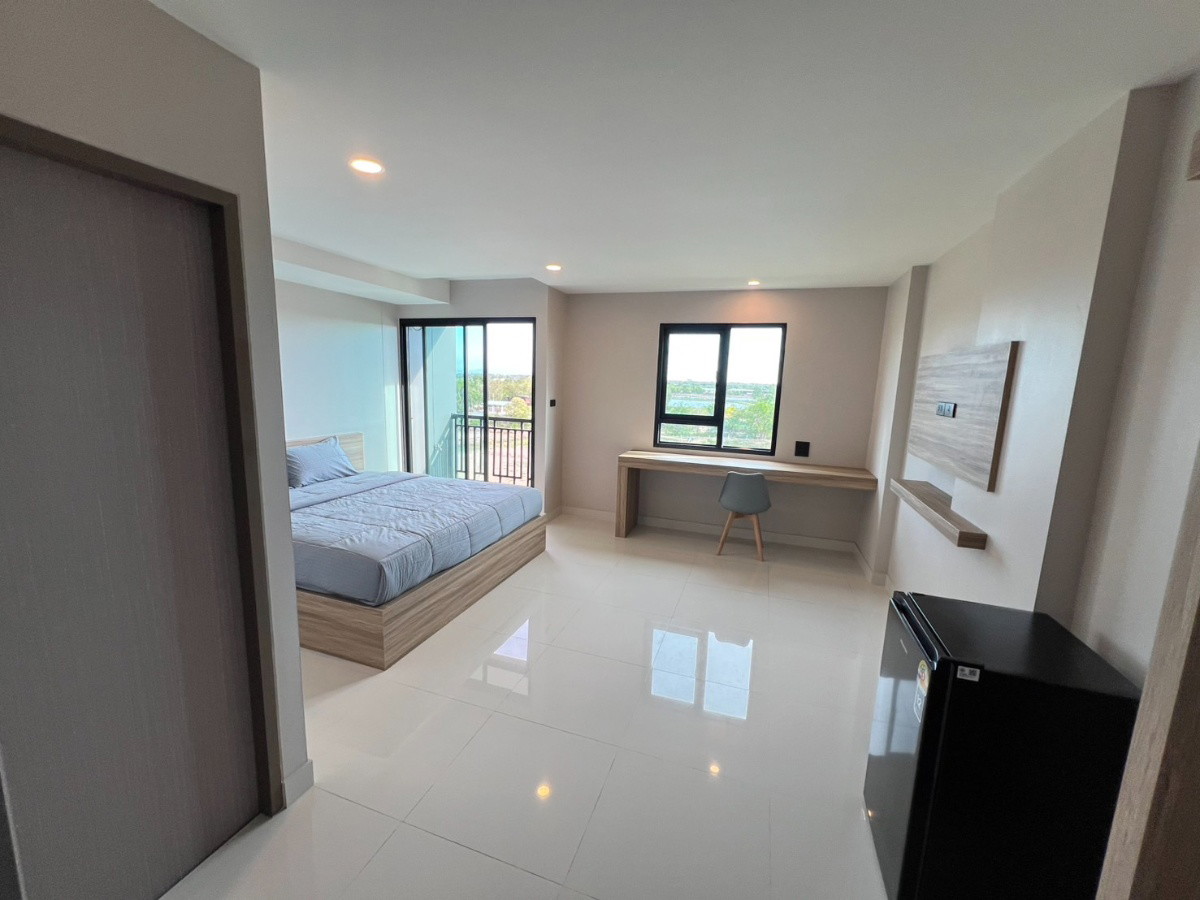 Condo — photo 4