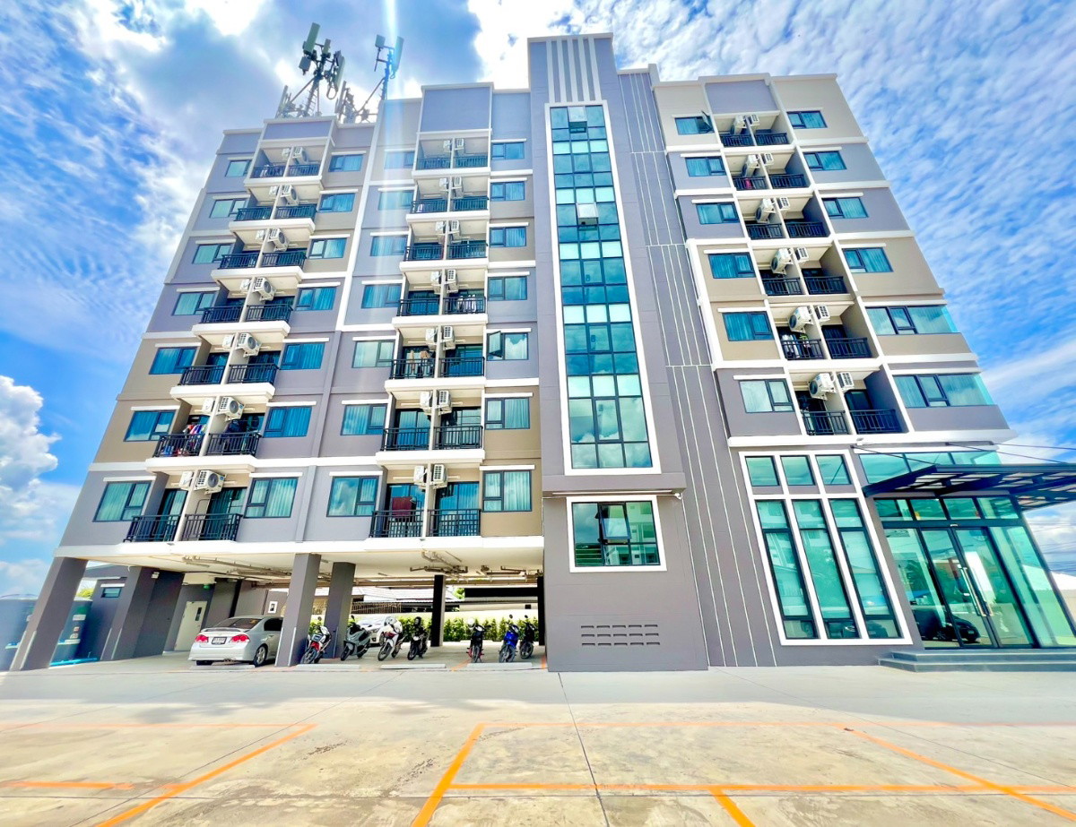 Condo — photo 1