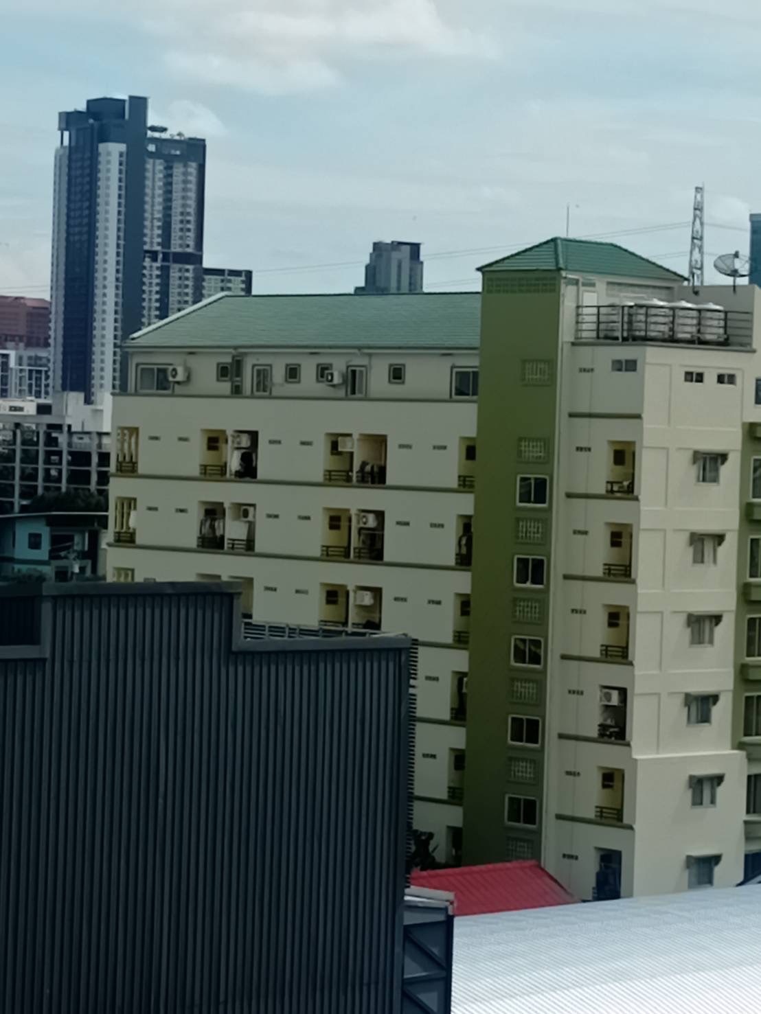 Condo · Huai Khwang, bangkok — photo 3