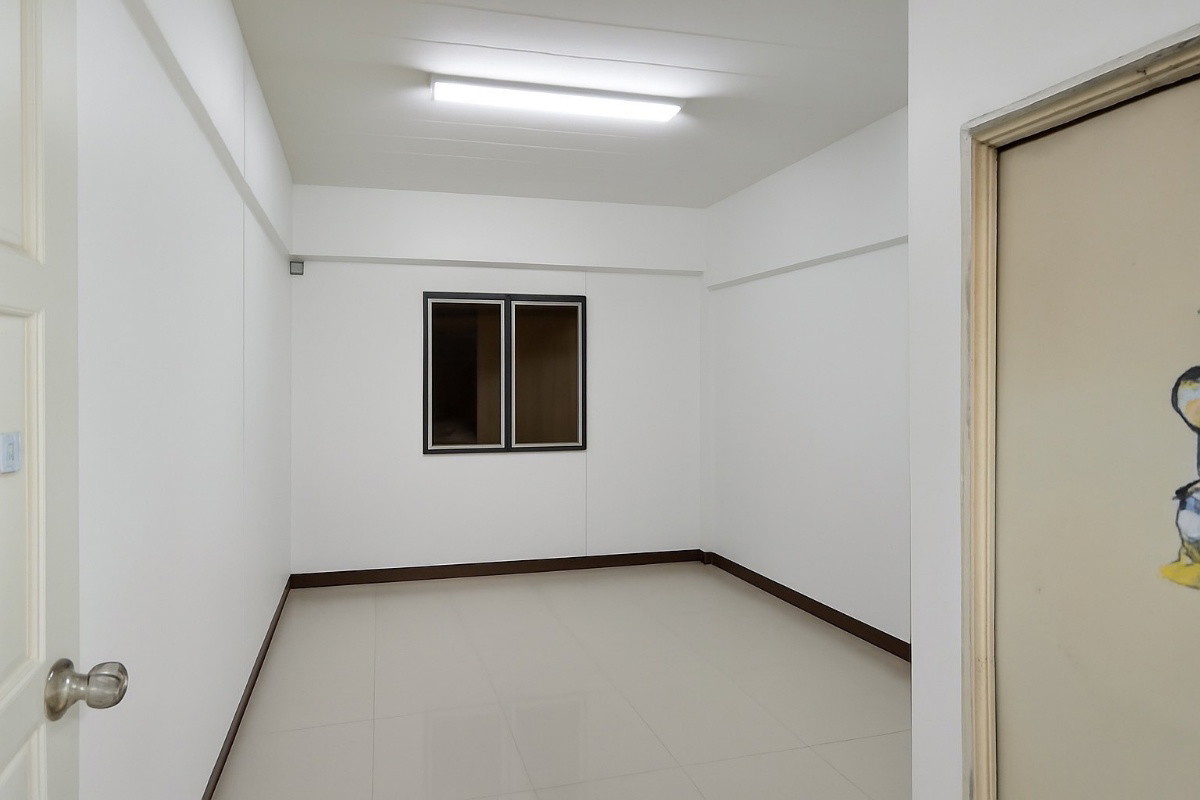 Condo — photo 2