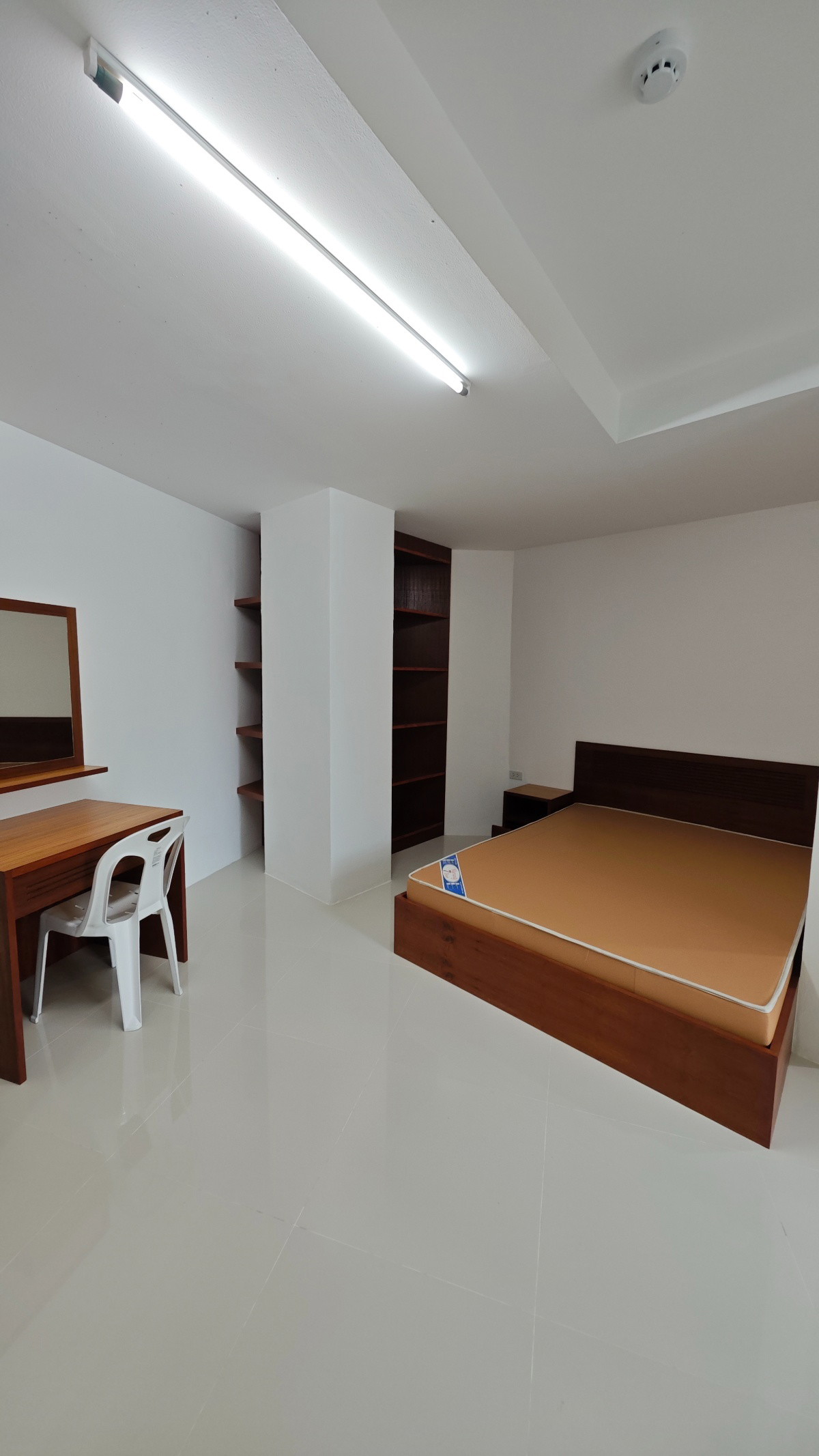 Condo · Mueang Chon Buri, chon_buri — photo 4