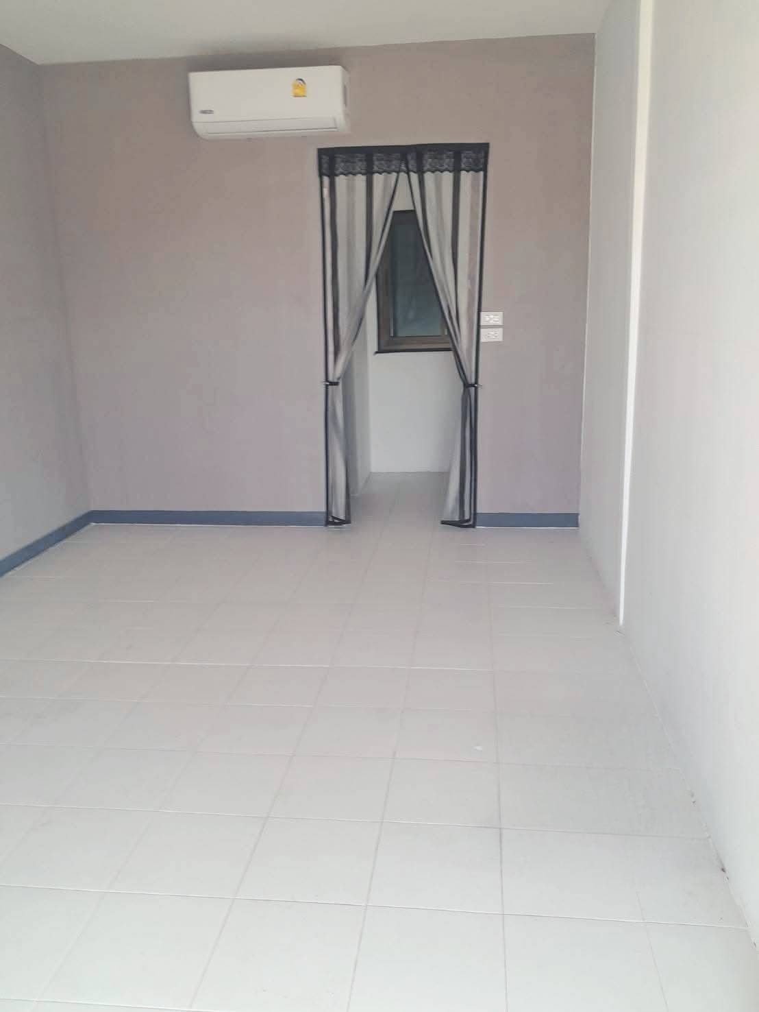 Condo — photo 3