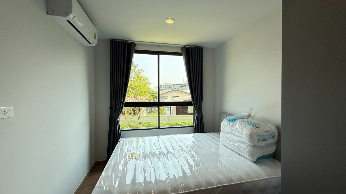 Condo · Huai Khwang, bangkok — photo 2