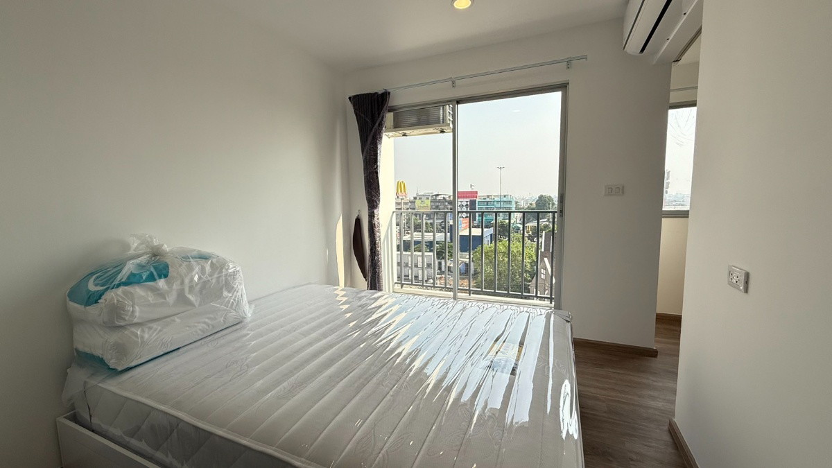 Condo — photo 2