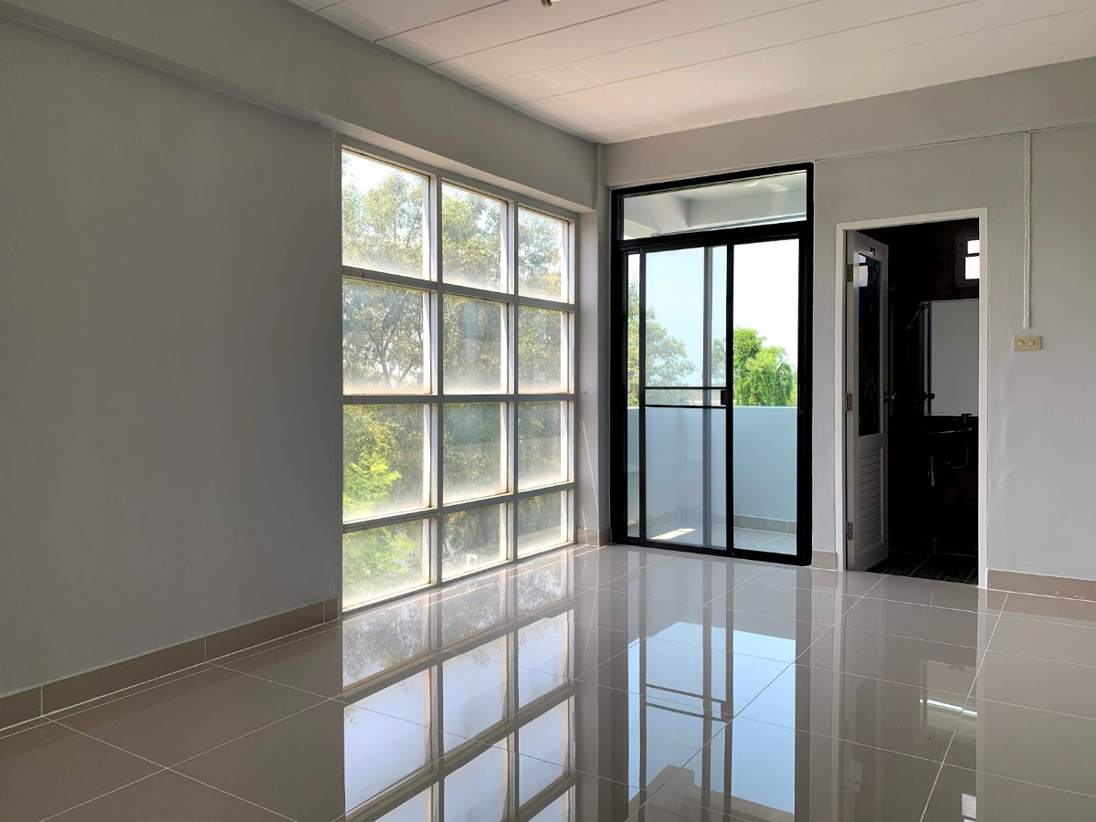 Condo · Mueang Samut Prakan — photo 3