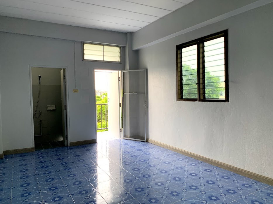 Condo · Mueang Samut Prakan — photo 5