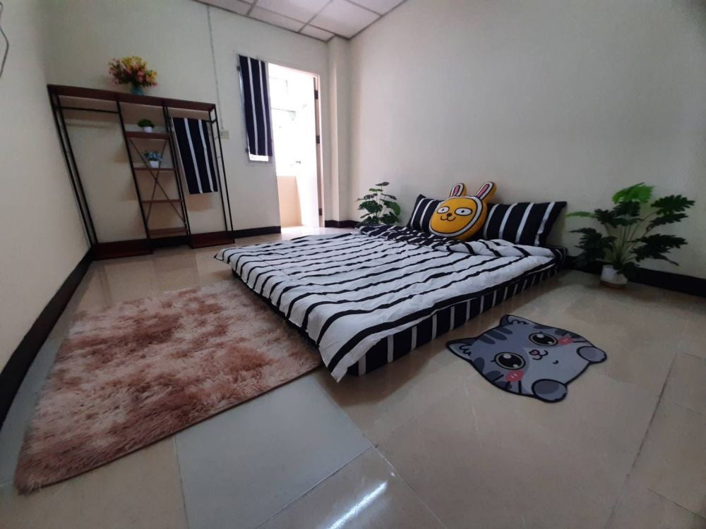 Condo · Khlong Luang — photo 5