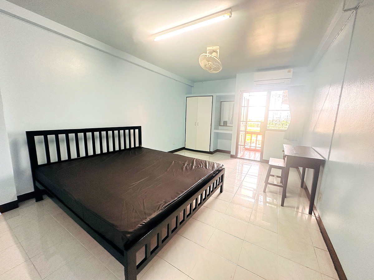 รูปภาพ บ้านจันทนาอพาร์ทเม้นท์ | อพาร์ทเม้นท์ หอพัก ที่พัก ห้องพัก - รูปที่ 2130/2131